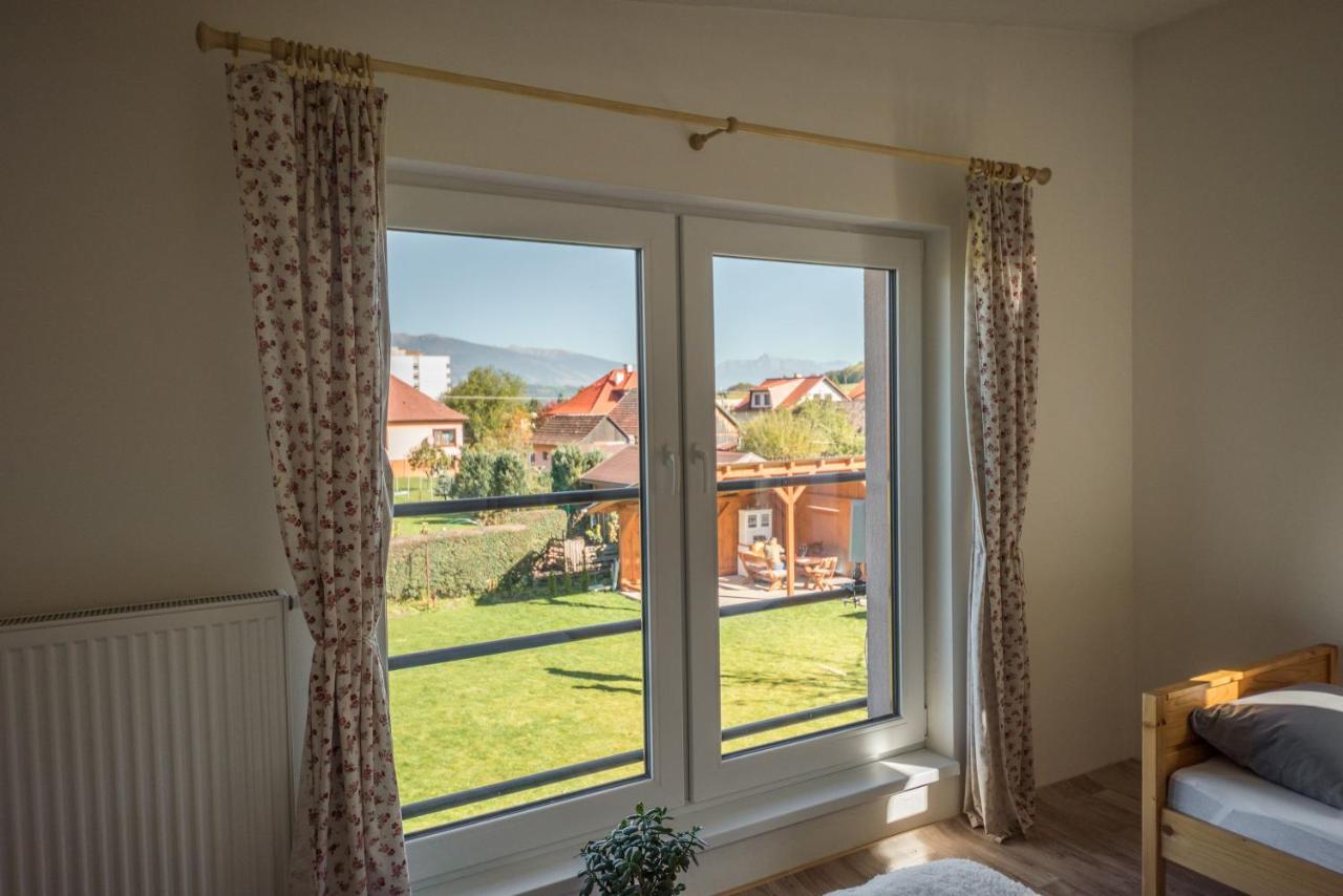 Apartman Emka Liptovsky Mikulas Ngoại thất bức ảnh