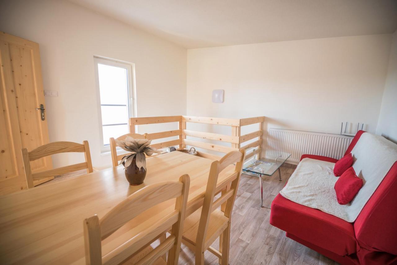 Apartman Emka Liptovsky Mikulas Ngoại thất bức ảnh